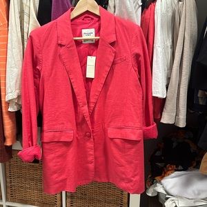 Linen blazer size small with tags